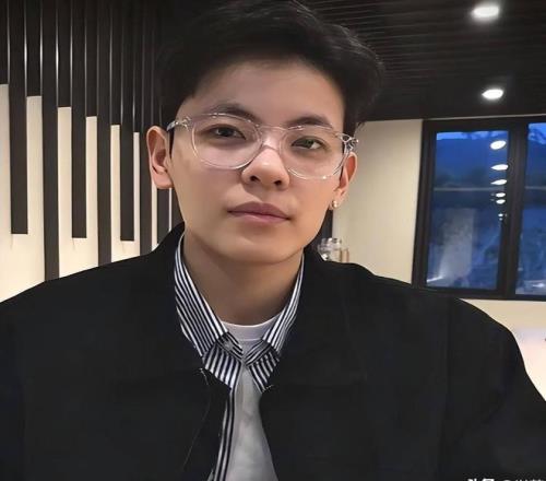 本赛季最佳,阵容展望,库里位列二,欧亿体育官网,欧亿体育直播,体育赛事直播,足球直播